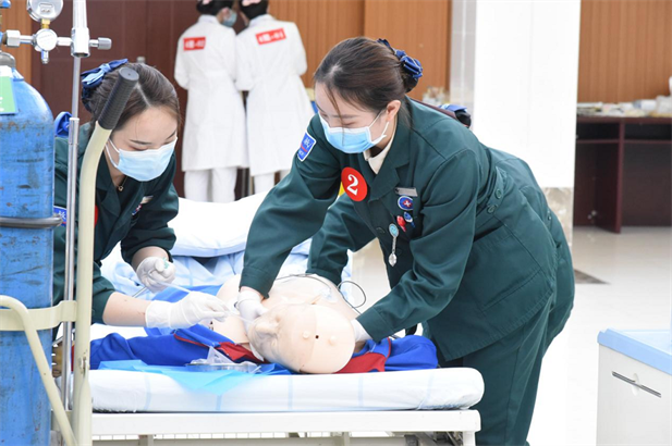 1679991778338009298.png 天行中国手机网页版东风总医院护理部举办护理情景案例技能竞赛.png