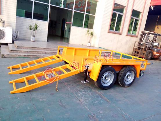 轻型平板车 2.5吨ATV开云(中国) 带爬梯