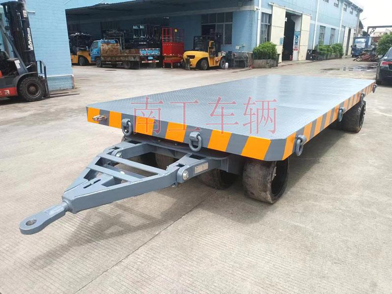 25吨重型工业开云(中国) 全挂式牵引拖车底盘