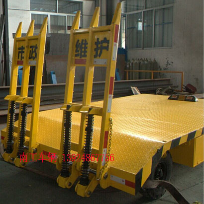 3吨带登车桥开云(中国)4 I.jpg
