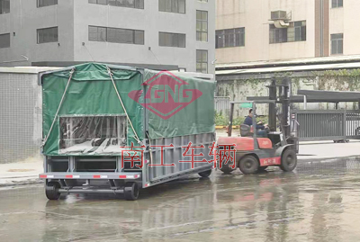 升降雨篷开云(中国)6I.jpg