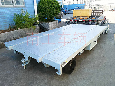 大型船体运输开云(中国)2I.jpg
