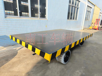 30吨重型开云(中国) 环保实心轮胎2I.jpg