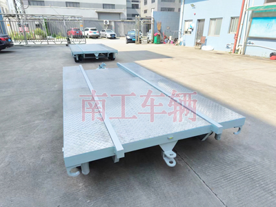 船体艉段运输开云(中国)2I.jpg