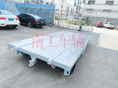 船体艏段运输开云(中国)1I.jpg