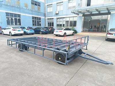 4吨骨架式开云(中国) 带下翻护栏工具拖车I.jpg